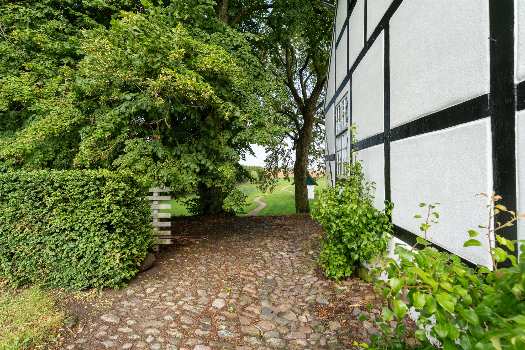 Brostenssti Til Have På Saltø Gods